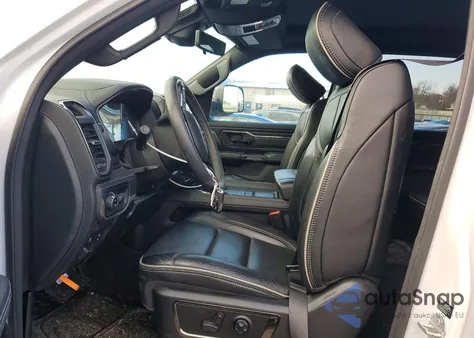 2024 Ram 1500 Limited z USA, uszkodzony, nr VIN 1C6SRFHT3RN212706